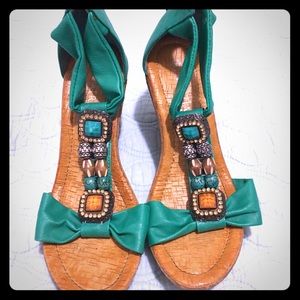 Fall Reduced-Green Wedge Beauties